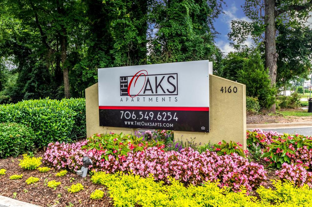 Gallery The Oaks Apartments